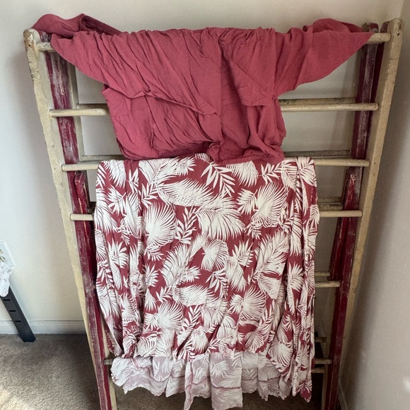 Pink and White Tropical Print Skirt Set - Picture 1 of 1